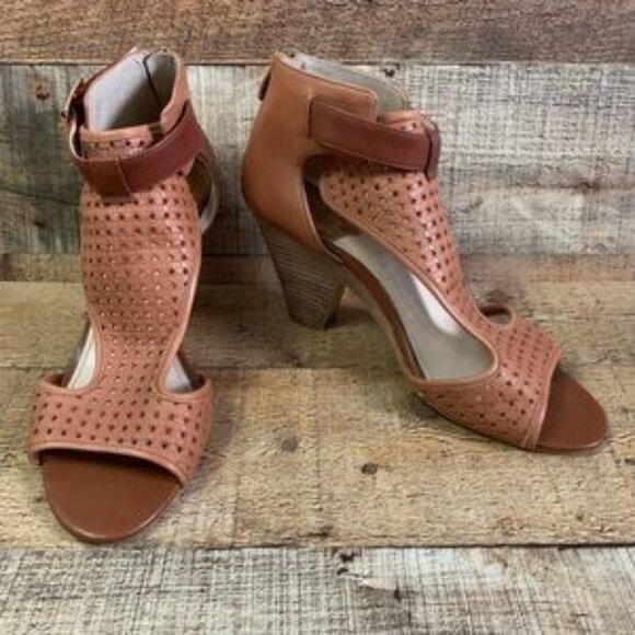 Vince Camuto - Heels - Tan, Peep Toe, Laser Cut - Picture 1 of 4